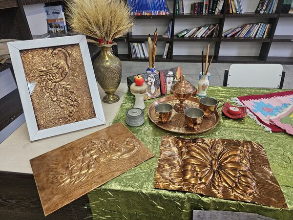 برپایی نمایشگاه علمی- پژوهشی و فرهنگی-هنری توسط دانش آموزان رشته علوم تجربی 