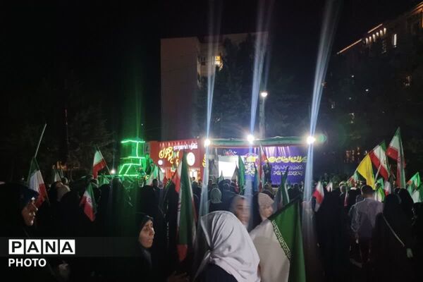 ستون این انقلاب، ایستادگی مردم در ۸۰ شب کف میدان 