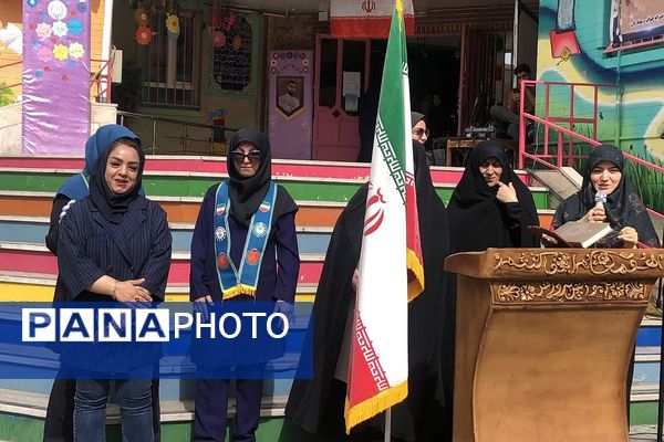 بیست و ششمین سالروز تاسیس سازمان دانش‌آموزی در دبستان طواف و معماریان ناحیه دو شهرری 