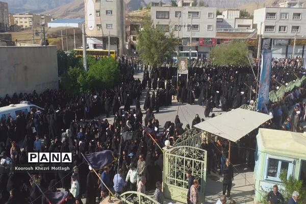 مراسم تشییع پیکر امام جمعه شهرستان کازرون