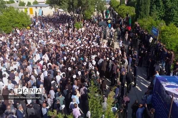 مراسم تشییع پیکر امام جمعه شهرستان کازرون