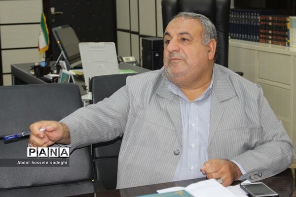 جلسه کار گروه استانی لباس فرم دانش‌آموزی استان بوشهر