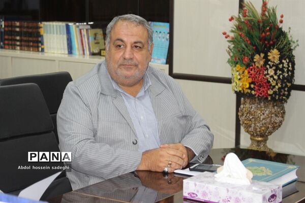 جلسه کار گروه استانی لباس فرم دانش‌آموزی استان بوشهر