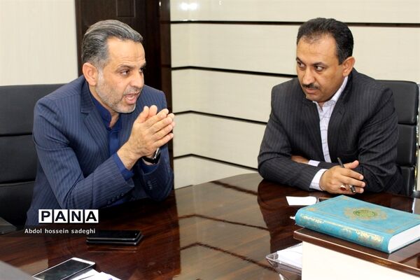 جلسه کار گروه استانی لباس فرم دانش‌آموزی استان بوشهر