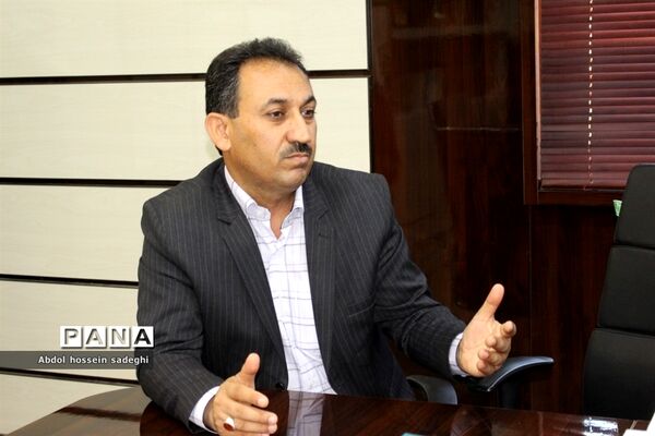 جلسه کار گروه استانی لباس فرم دانش‌آموزی استان بوشهر