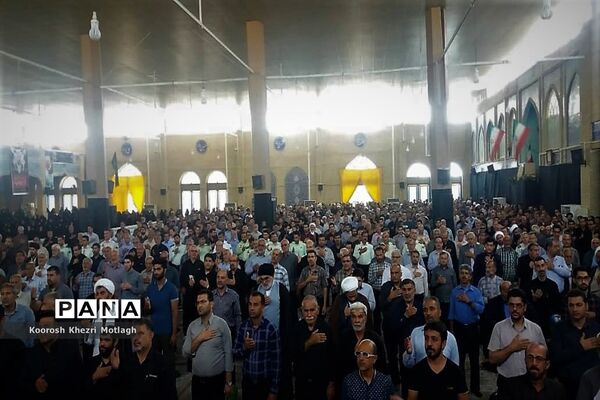 مراسم هفتمین روز درگذشت امام جمعه  شهرستان کازرون همراه با مراسم ارتحال امام خمینی (ره)