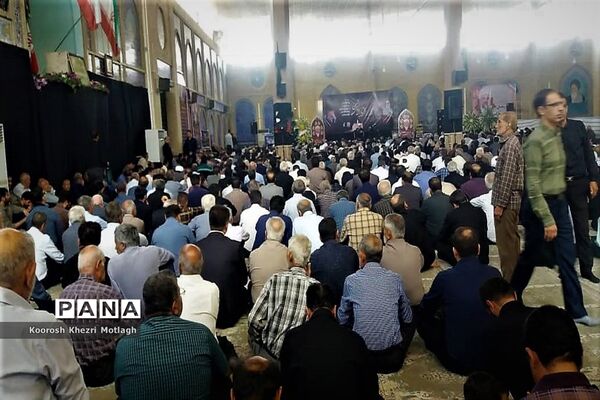 مراسم هفتمین روز درگذشت امام جمعه  شهرستان کازرون همراه با مراسم ارتحال امام خمینی (ره)