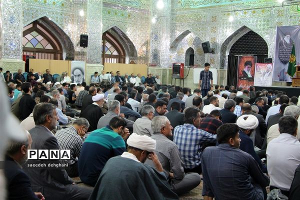 برگزاری مراسم سی امین سالگردارتحال ملکوتی حضرت امام (ره) در شیراز