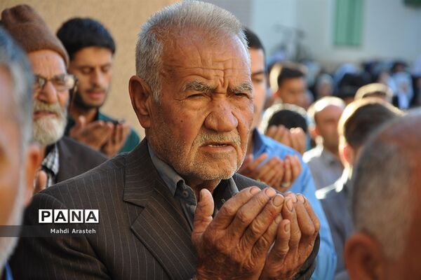 نماز عیدسعیدفطر درشهرستان خوسف خراسان جنوبی