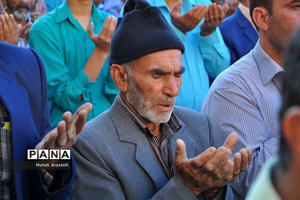 نماز عیدسعیدفطر درشهرستان خوسف خراسان جنوبی