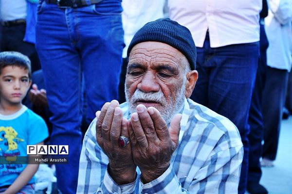 نماز عیدسعیدفطر درشهرستان خوسف خراسان جنوبی