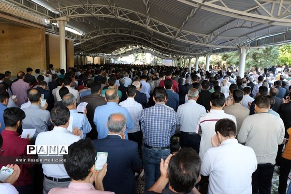 اقامه نماز عید سعید فطر در ارومیه