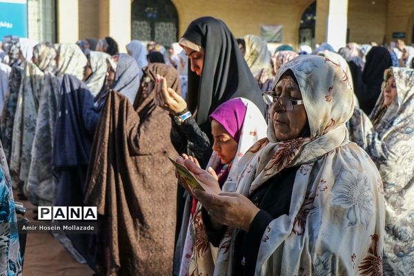 اقامه نماز عید سعید فطر در ارومیه