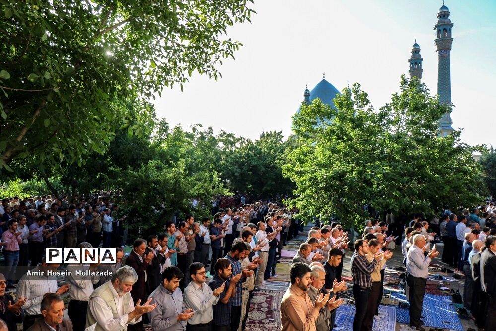 اقامه نماز عید سعید فطر در ارومیه