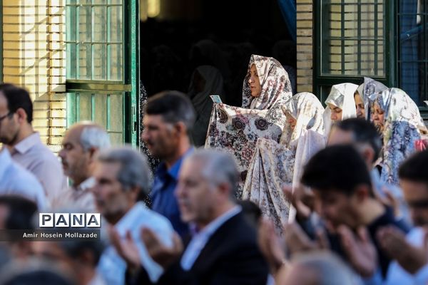 اقامه نماز عید سعید فطر در ارومیه