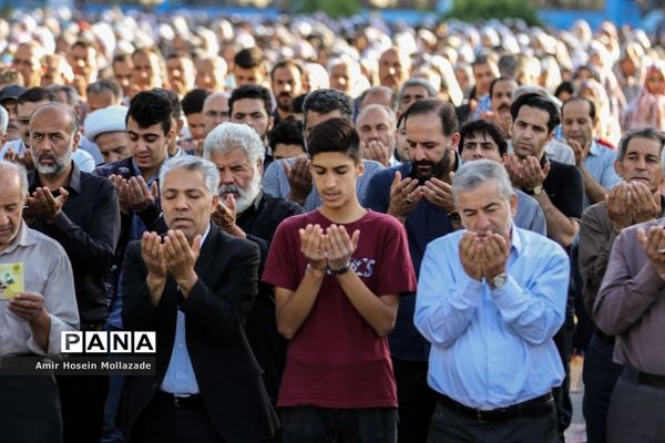 اقامه نماز عید سعید فطر در ارومیه