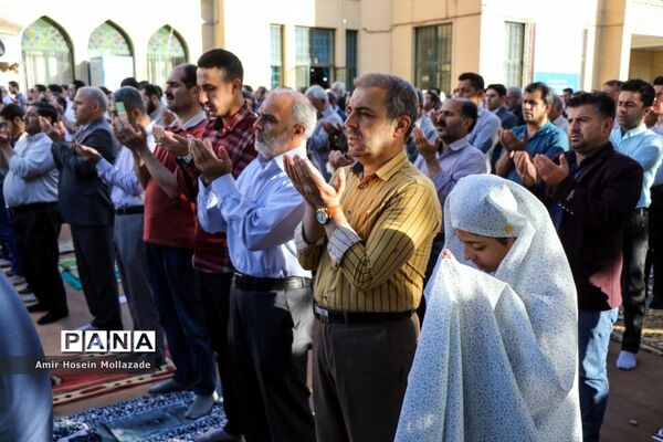 اقامه نماز عید سعید فطر در ارومیه