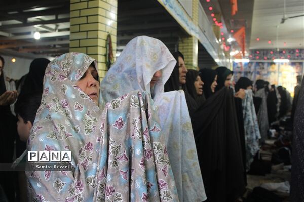 اقامه نماز عید سعید فطر در خاوران شهرستان جهرم