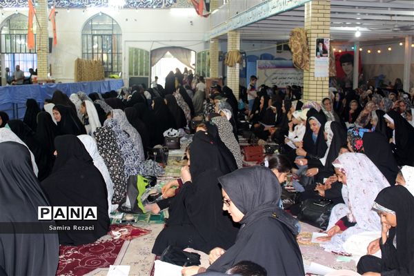 اقامه نماز عید سعید فطر در خاوران شهرستان جهرم