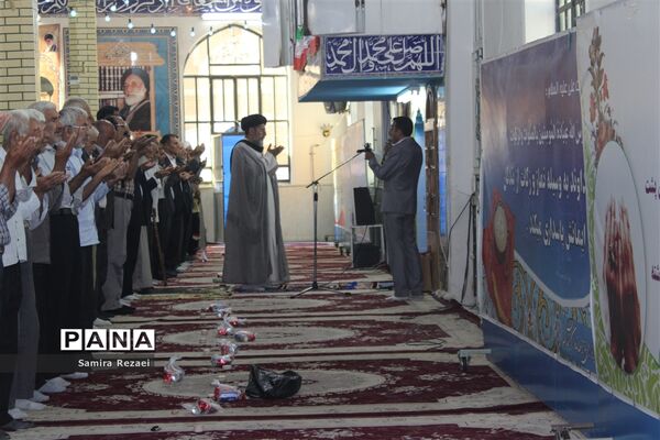اقامه نماز عید سعید فطر در خاوران شهرستان جهرم