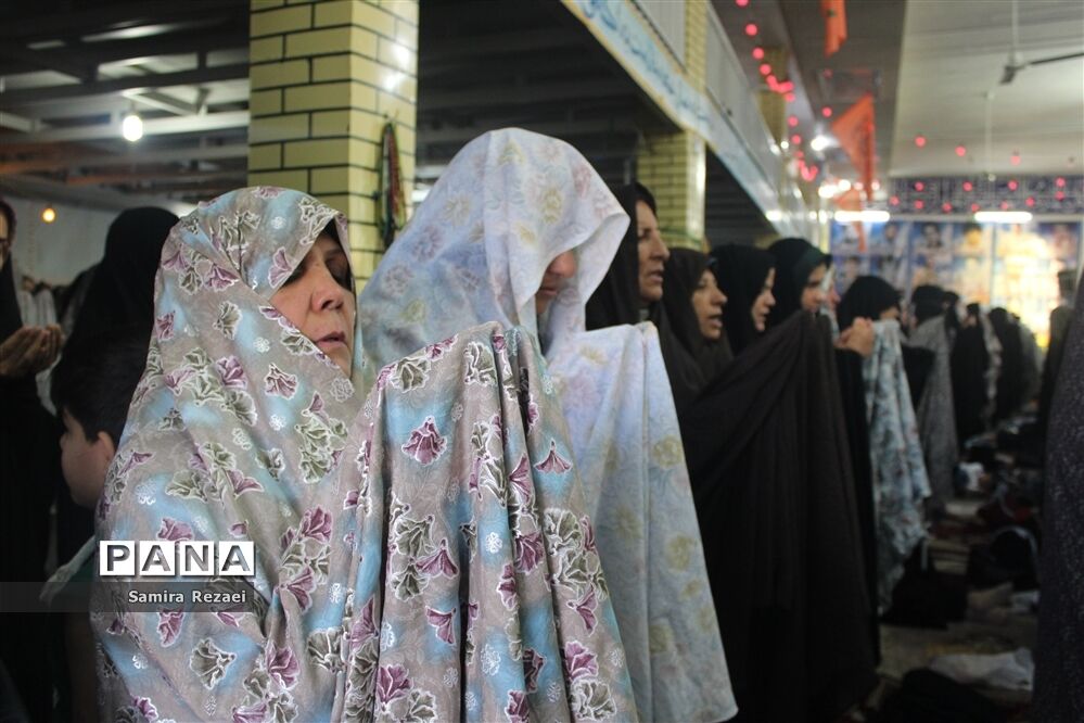 اقامه نماز عید سعید فطر در خاوران شهرستان جهرم