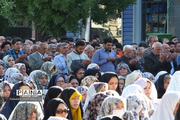 اقامه نماز عید سعید فطر در شهرستان فیروزکوه