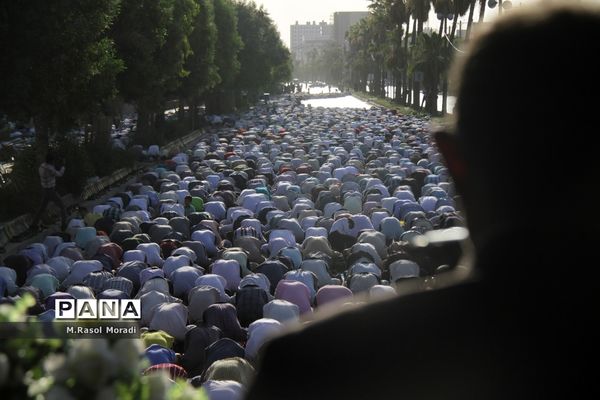 نماز عید سعید فطر در بندرعباس