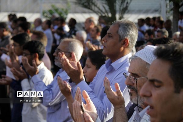 نماز عید سعید فطر در بندرعباس