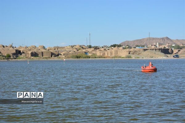 رنج کشیدن دریاچه مصنوعی گواب شهرستان خوسف