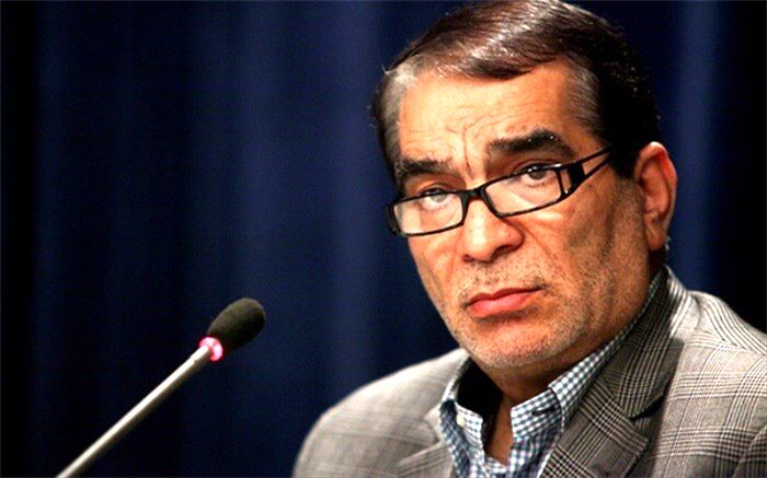کوهکن : ادب و تواضع خاتمی مثال‌زدنی است