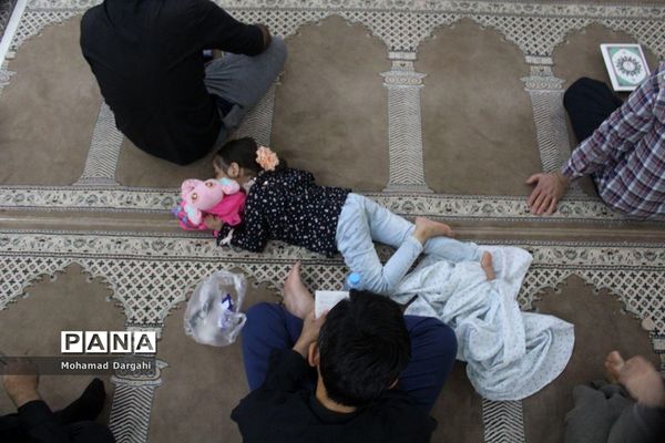 مراسم شب قدر در پردیسان قم