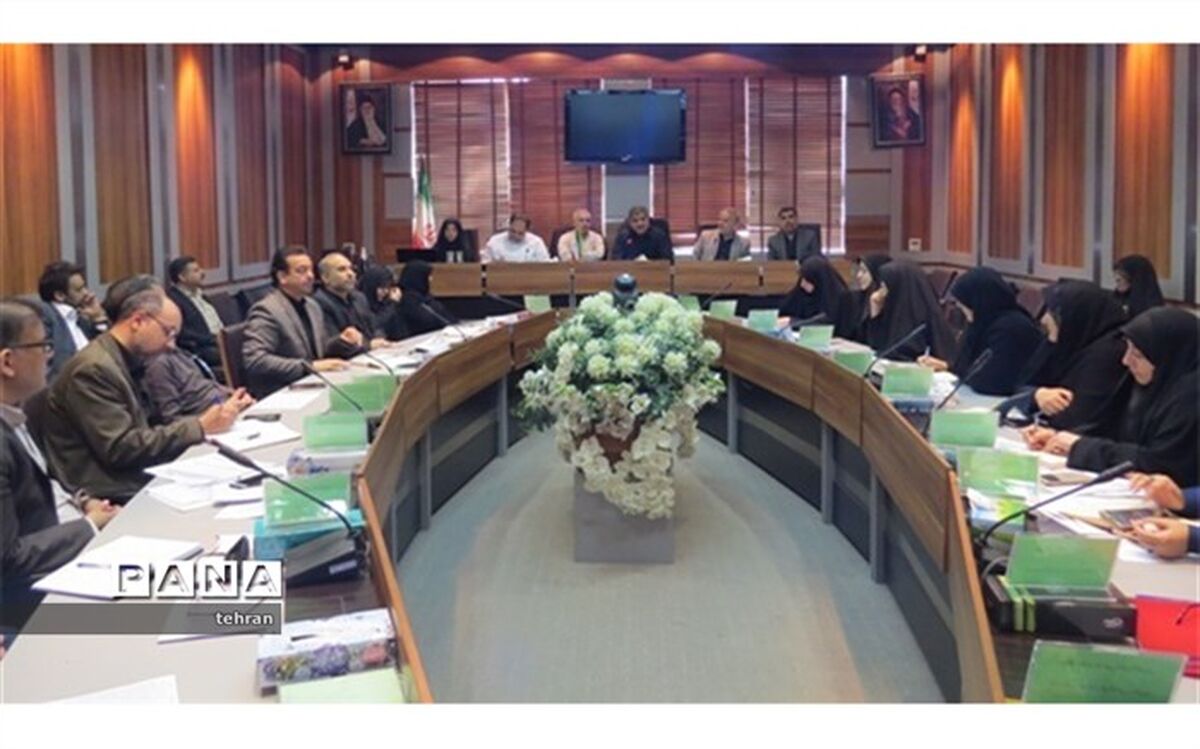 فولادوند: پایه کیفیت آموزشی در مدارس شهر تهران، ساماندهی است