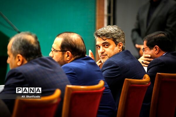نشست صمیمی وزیرآموزش و پرورش با مدیران رسانه