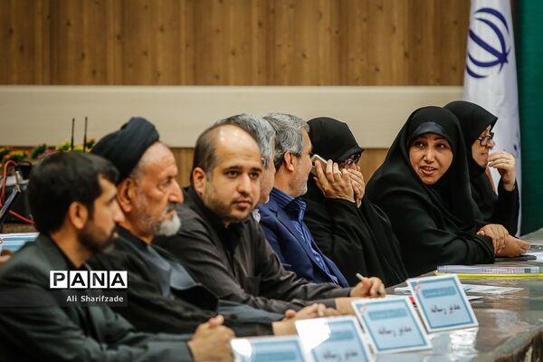 نشست صمیمی وزیرآموزش و پرورش با مدیران رسانه
