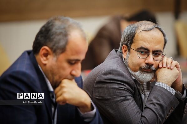 نشست صمیمی وزیرآموزش و پرورش با مدیران رسانه