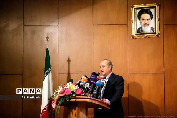 معارفه رسمی «مارک ویلموتس» سرمربی جدید تیم ملی فوتبال