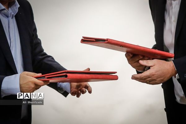 معارفه رسمی «مارک ویلموتس» سرمربی جدید تیم ملی فوتبال