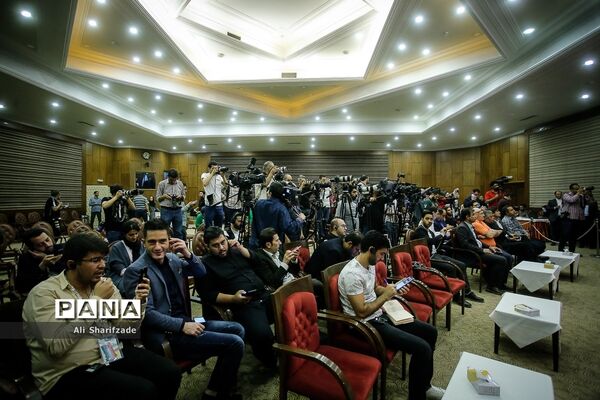 معارفه رسمی «مارک ویلموتس» سرمربی جدید تیم ملی فوتبال