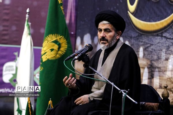 شب بیست و سوم ماه رمضان درمصلی بزرگ امام خمینی (ره)  ارومیه