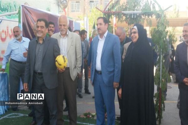 بهره برداری از چهارمین زمین چمن مصنوعی بیرجند