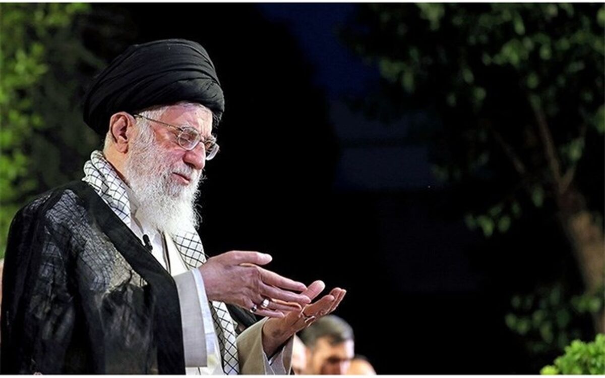 جشن  30 سال زعامت حضرت آیت الله خامنه ای( مدظله العالی) در سالن انقلاب  یاسوج برگزار شد
