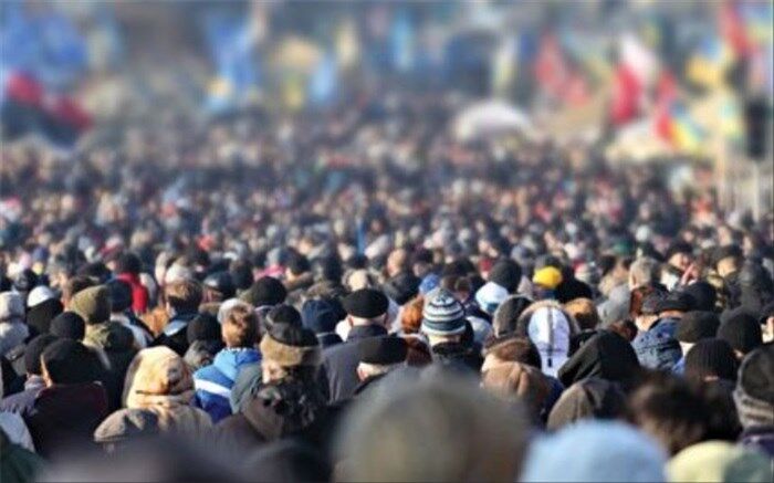 هرجا جز ایران،  تلخ و  تکان‌ دهنده