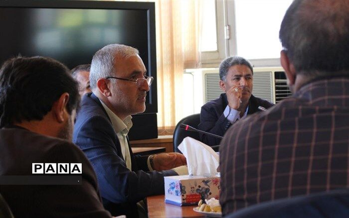 رئیس صنعت ، معدن و تجارت کهگیلویه و بویراحمد:  تا 5 تیرماه قیمت گذاری لباس مدارس نهایی می شود