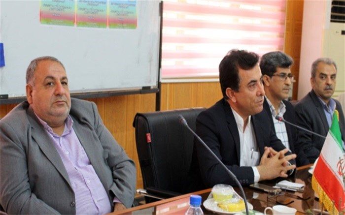 برگزیدگان مسابقات علمی تخصصی معلمان بوشهر تجلیل شدند