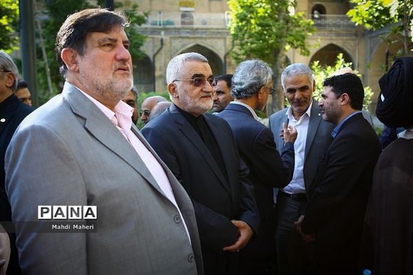 تشییع پیکر محمد رضا حافظی رئیس جامعه خیرین مدرسه ساز