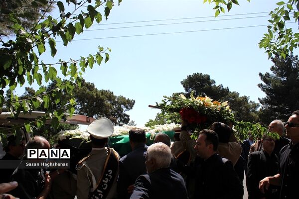 روح بزرگ مردمدرسه ساز ایران در خانه ابدی آرام گرفت