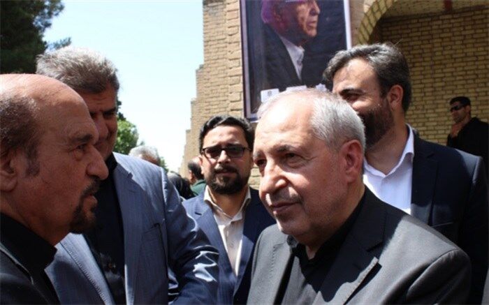 علی اصغر فانی: فرهنگ خیرین مدرسه ساز با تلاش همگان استمرار یابد