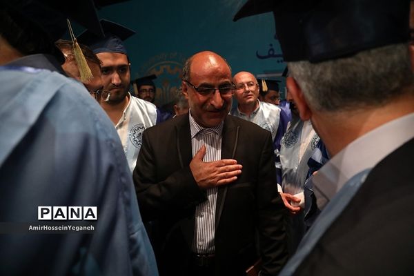 یازدهمین  مراسم دانش آموختگی دانشجویان پردیس بین الملل دانشگاه شریف جزیره کیش