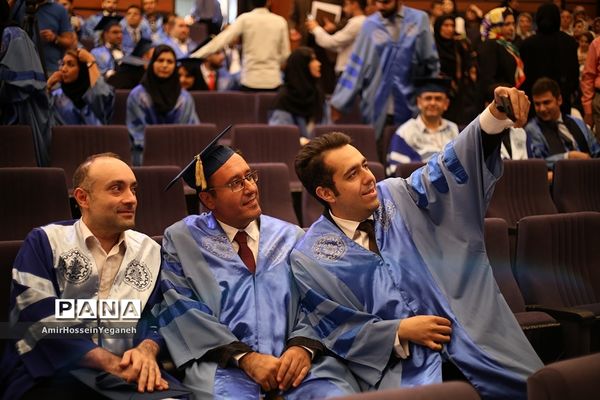 یازدهمین  مراسم دانش آموختگی دانشجویان پردیس بین الملل دانشگاه شریف جزیره کیش