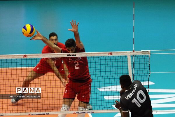 هفته سوم لیگ ملت‌های والیبال | ایران 3 - 0 کانادا